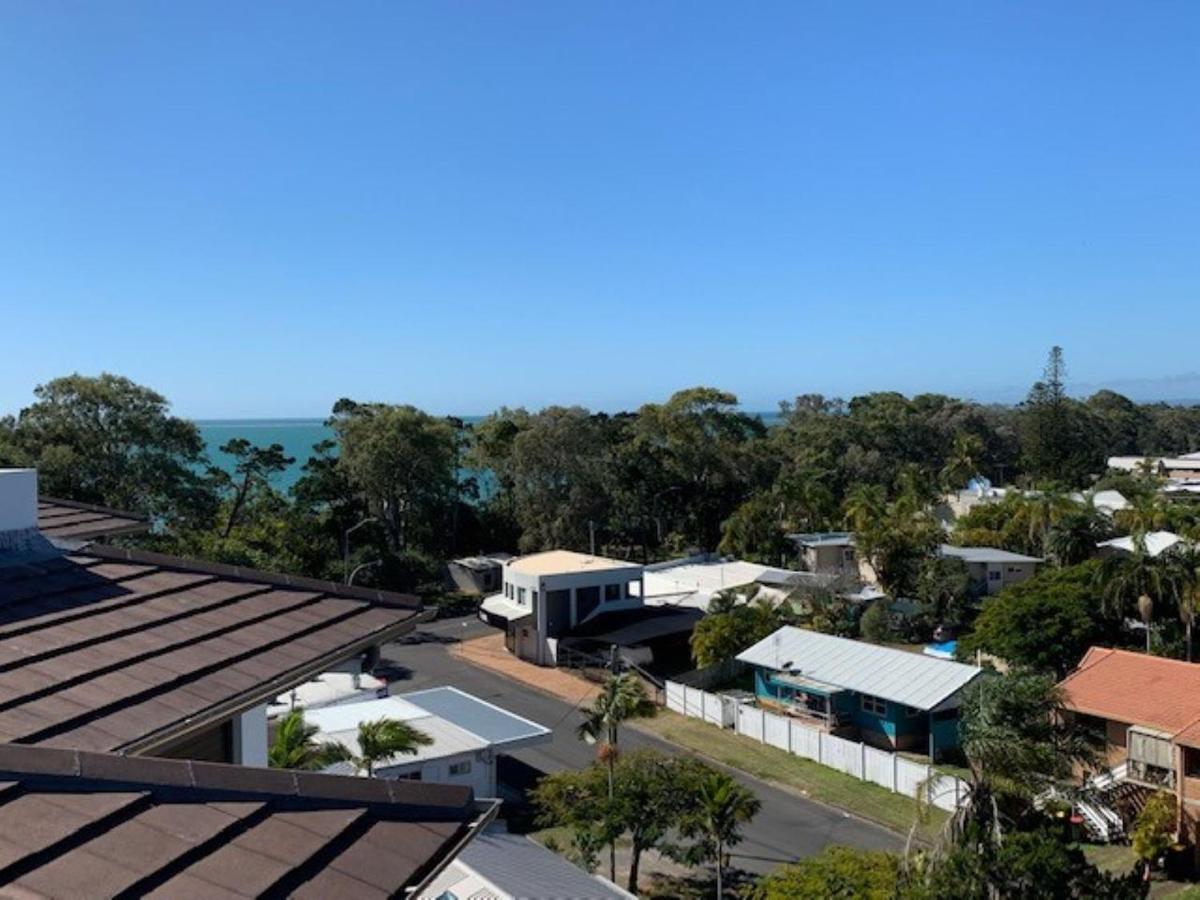 Grand Mercure Allegra Hervey Bay Exteriér fotografie View of the bay from the town