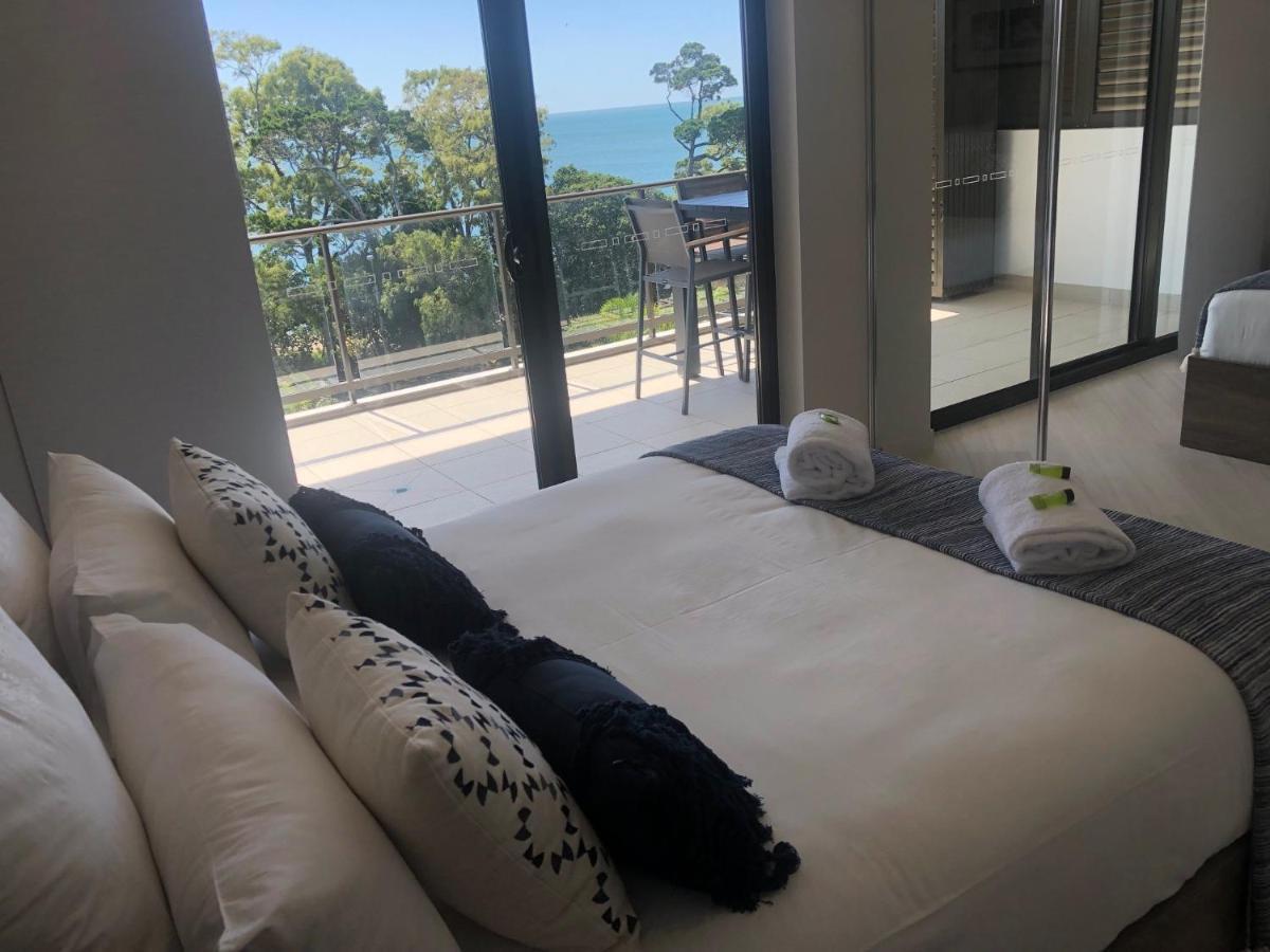 Grand Mercure Allegra Hervey Bay Exteriér fotografie A bedroom at the resort