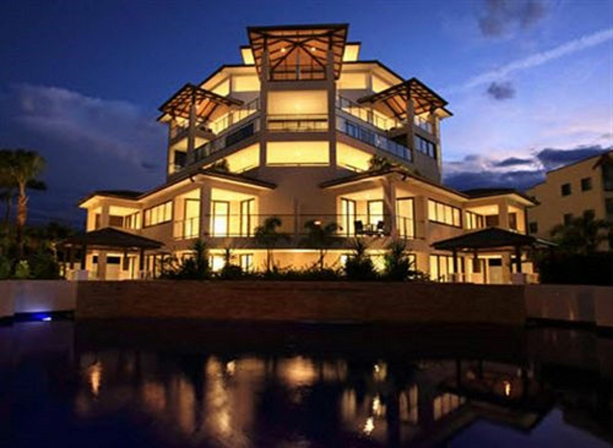Grand Mercure Allegra Hervey Bay Exteriér fotografie The Royal