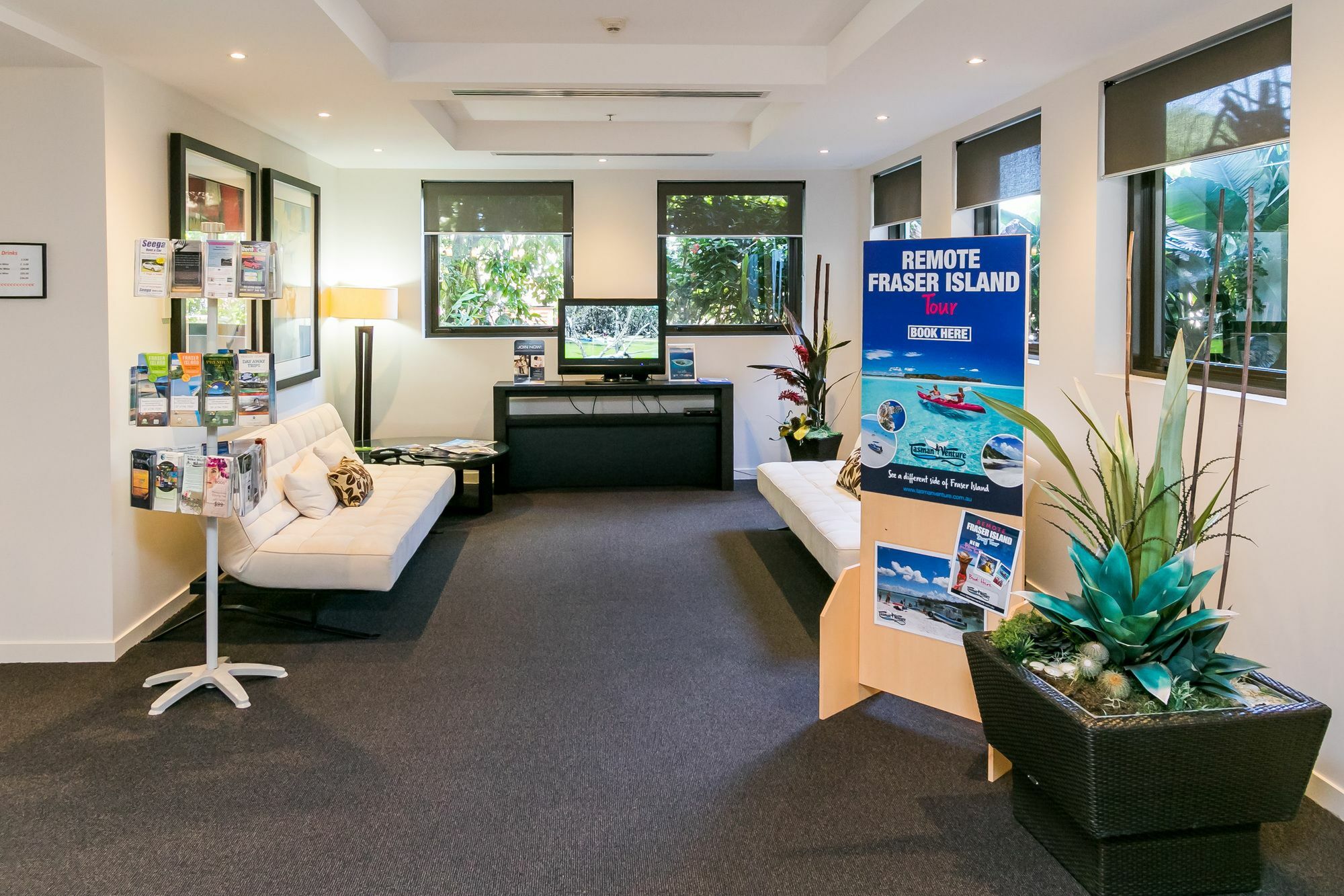 Grand Mercure Allegra Hervey Bay Exteriér fotografie Fraser Island Visitor Centre